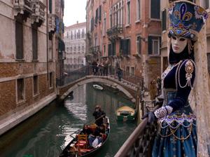 Венеция привлекает своими красотами и достопримечательностями миллионы туристов ежегодно